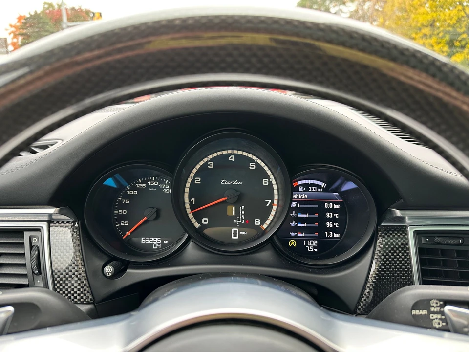 2015 Porsche Macan Turbo - Image 6 of 20
