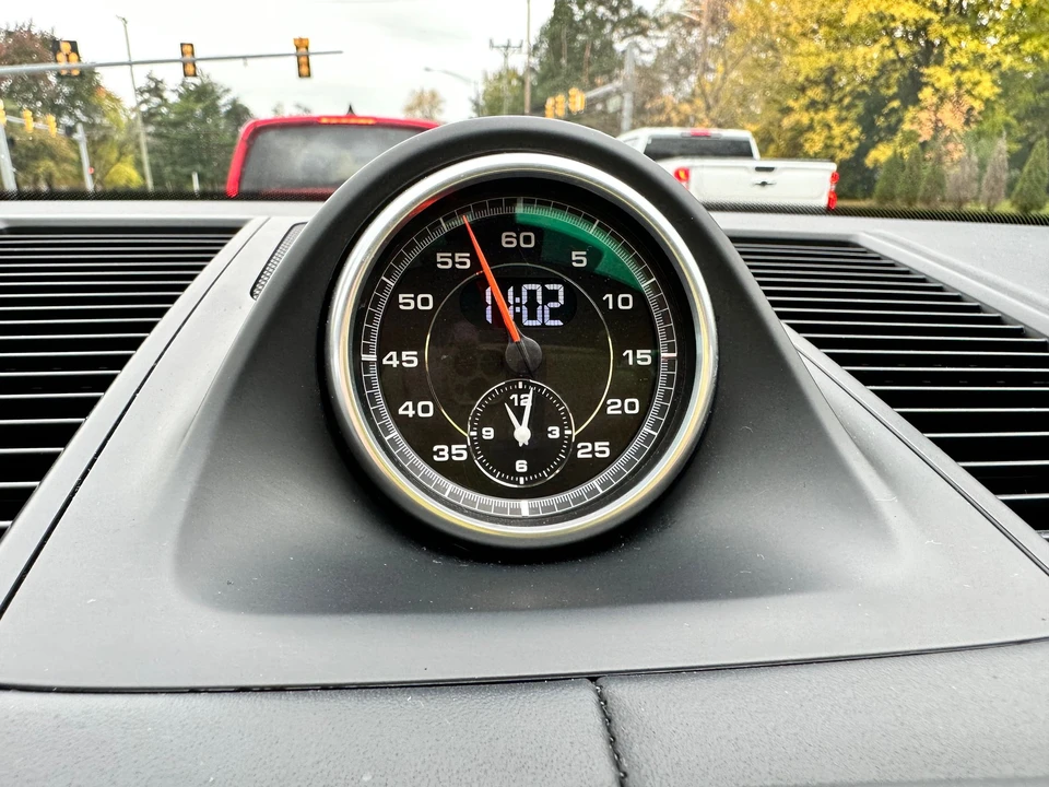 2015 Porsche Macan Turbo - Image 8 of 20