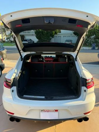 2015 Porsche Macan Turbo - Image 19 of 20
