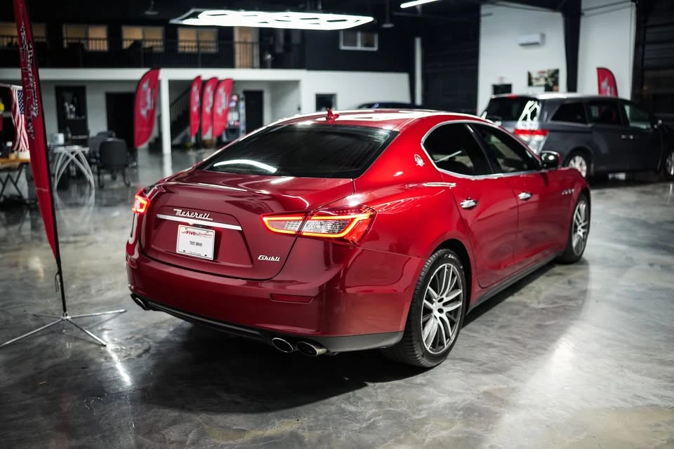 2015 Maserati Ghibli 3rd Gen - Image 9 of 19