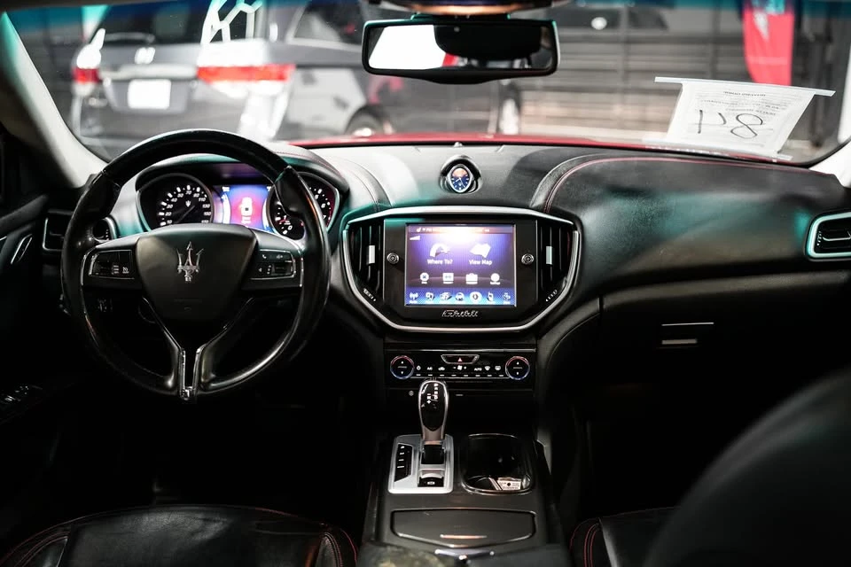 2015 Maserati Ghibli 3rd Gen - Image 15 of 19