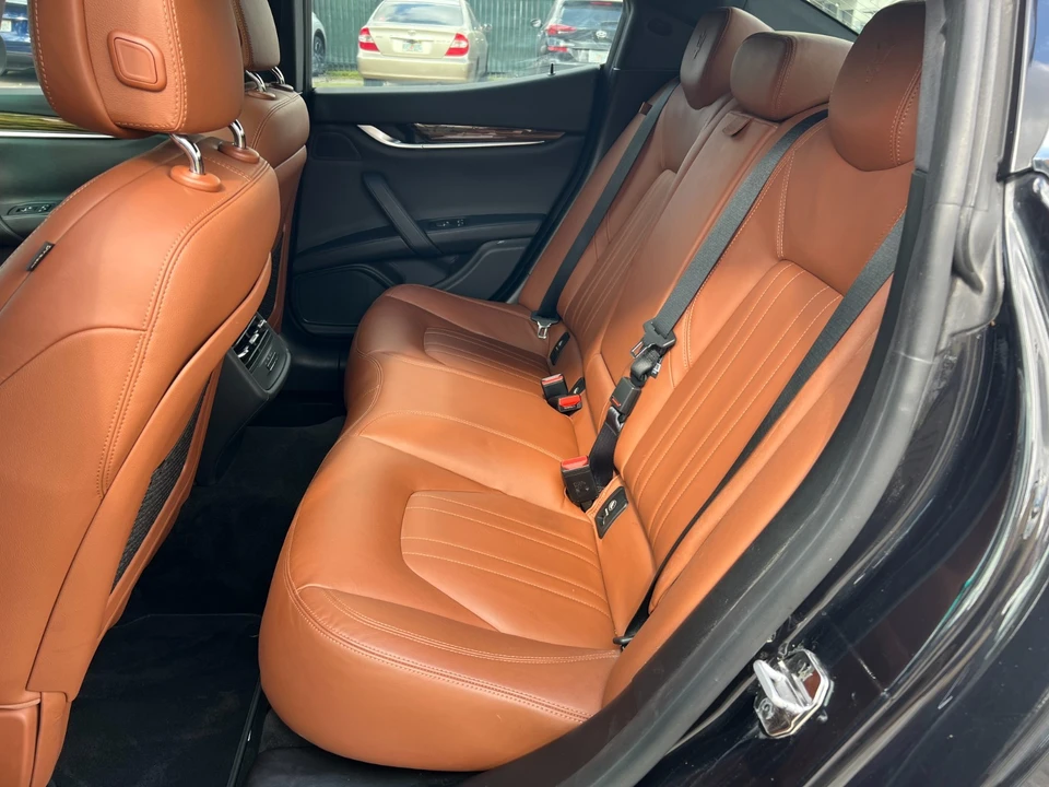 2015 Maserati Ghibli 3rd Gen - Image 15 of 27