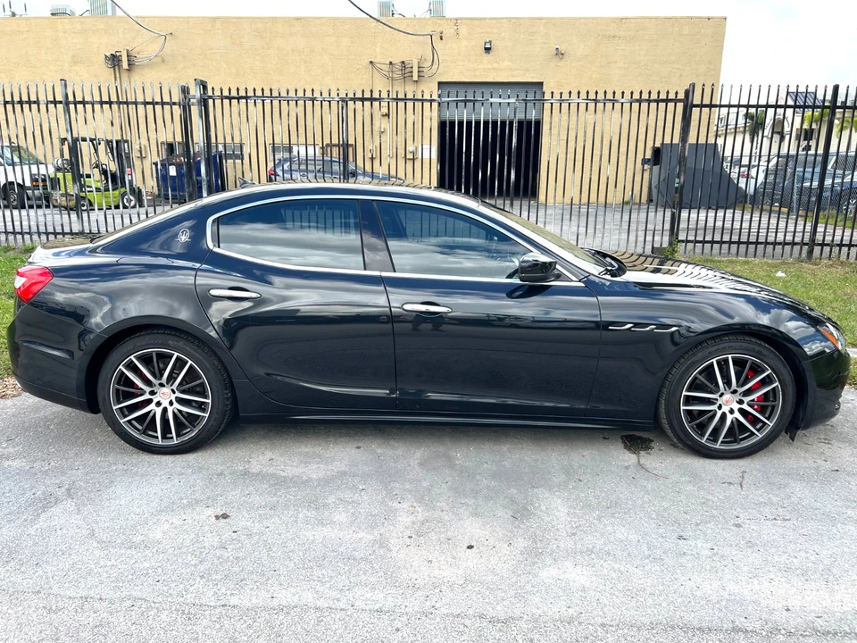 2015 Maserati Ghibli 3rd Gen - Image 9 of 27