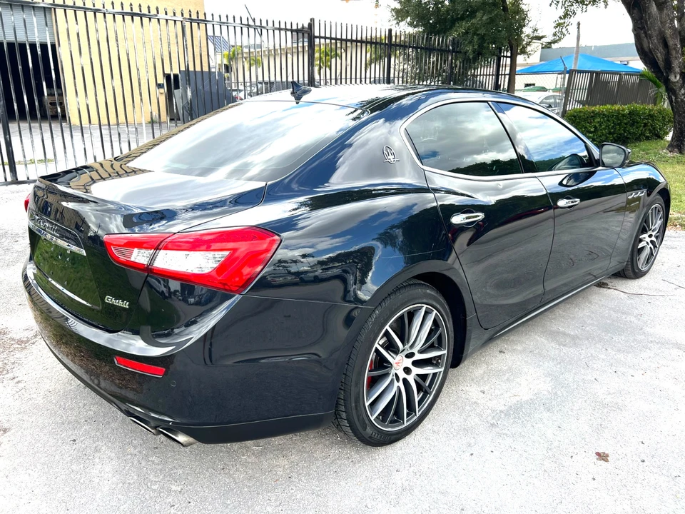 2015 Maserati Ghibli 3rd Gen - Image 8 of 27