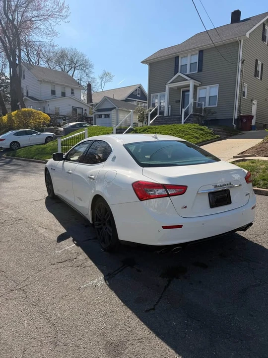 2015 Maserati Ghibli 3rd Gen - Image 9 of 16