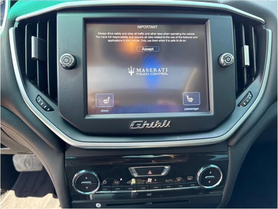 2015 Maserati Ghibli 3rd Gen - Image 14 of 15
