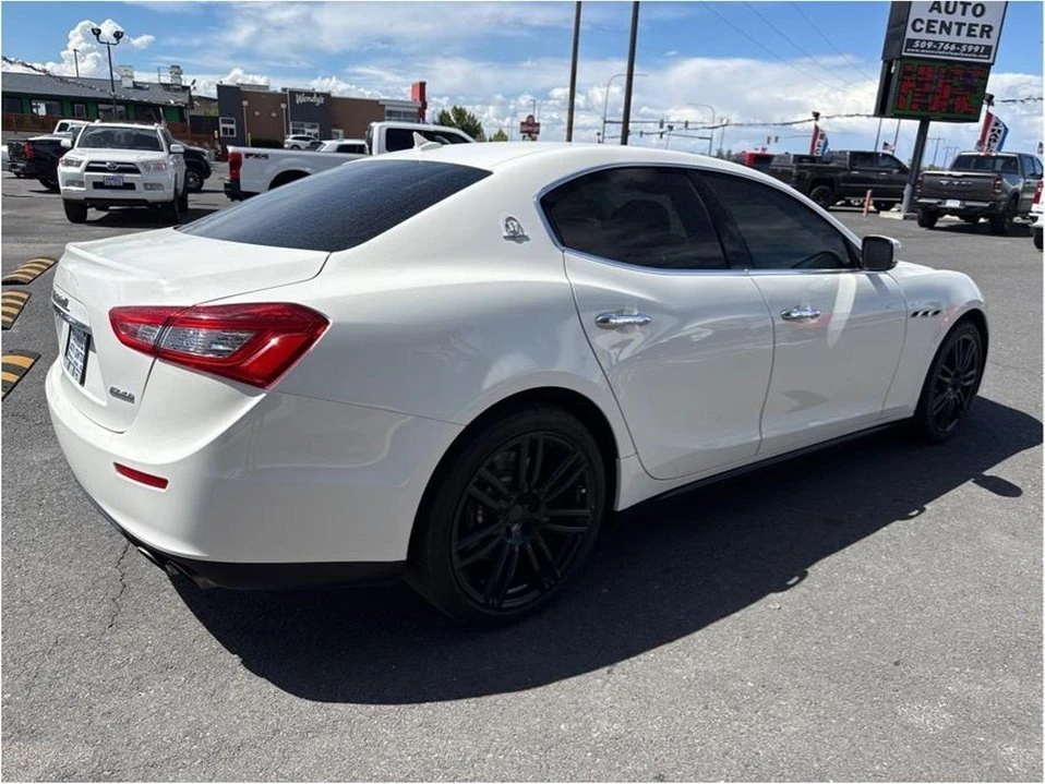2015 Maserati Ghibli 3rd Gen - Image 5 of 15