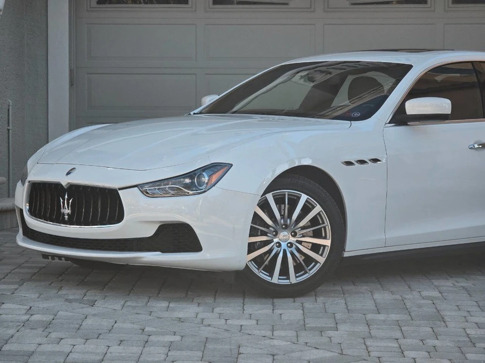 2015 Maserati Ghibli 3rd Gen - Image 2 of 21