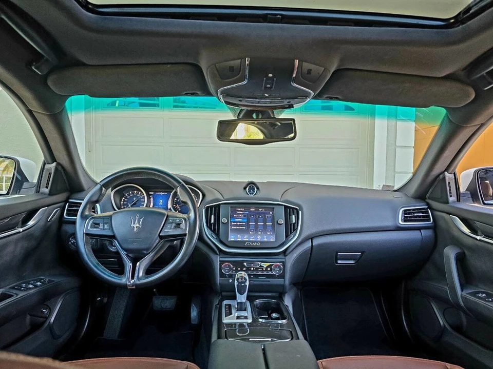 2015 Maserati Ghibli 3rd Gen - Image 9 of 21