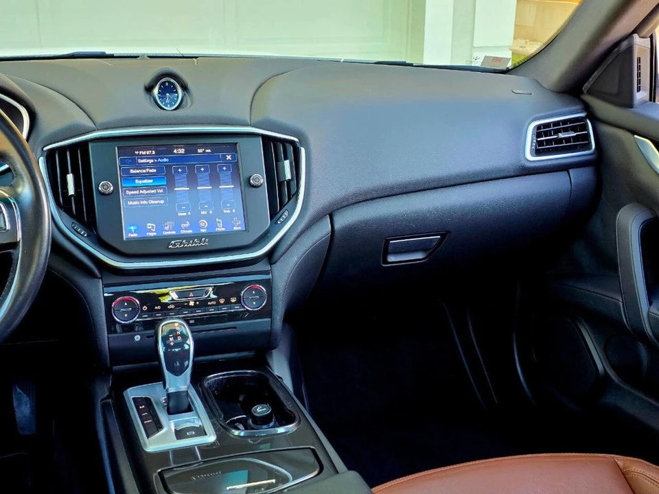 2015 Maserati Ghibli 3rd Gen - Image 13 of 21