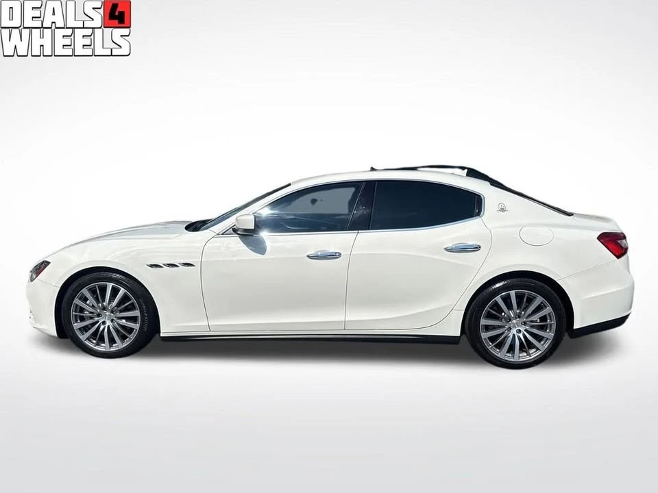 2015 Maserati Ghibli 3rd Gen - Image 2 of 9