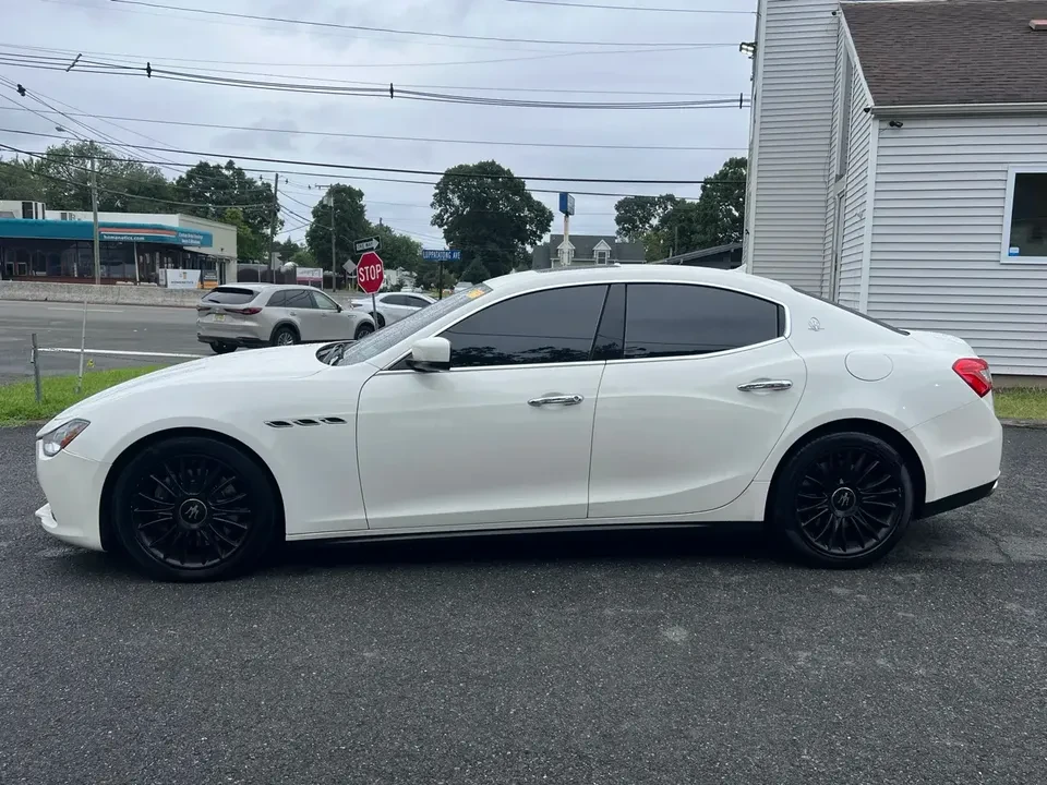 2015 Maserati Ghibli 3rd Gen - Image 4 of 18