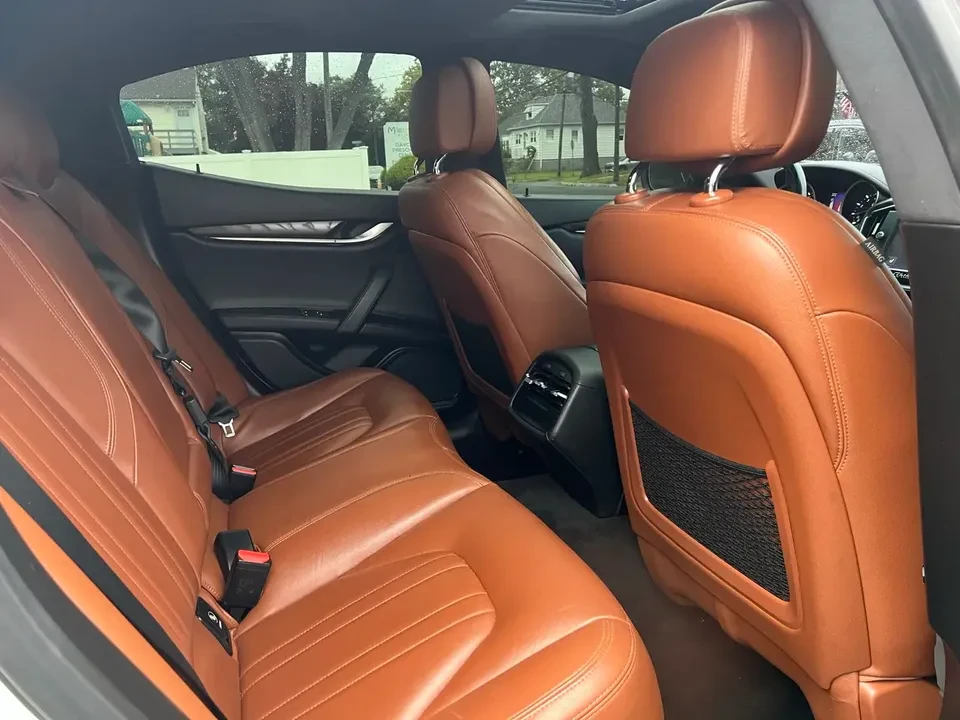 2015 Maserati Ghibli 3rd Gen - Image 12 of 18