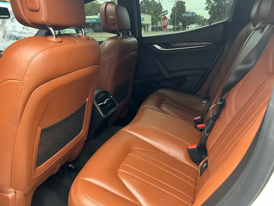 2015 Maserati Ghibli 3rd Gen - Image 11 of 18