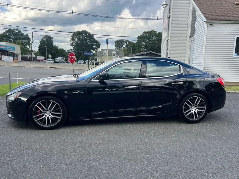 2015 Maserati Ghibli 3rd Gen - Image 2 of 20
