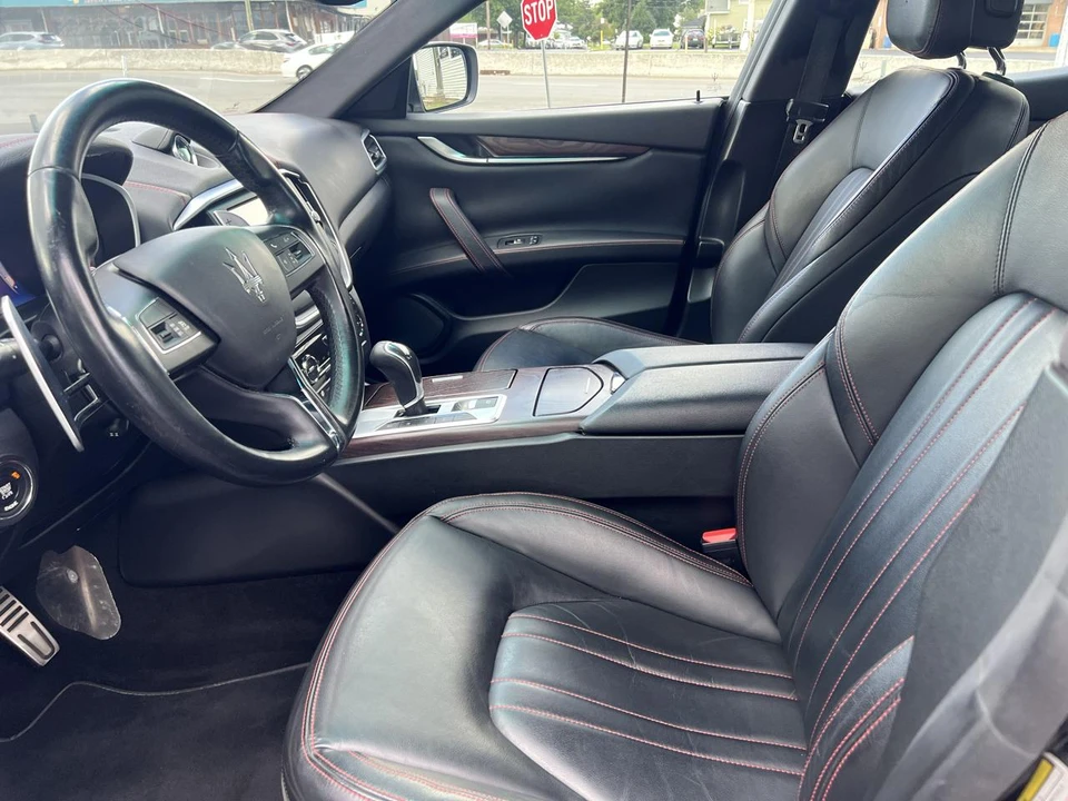 2015 Maserati Ghibli 3rd Gen - Image 10 of 29