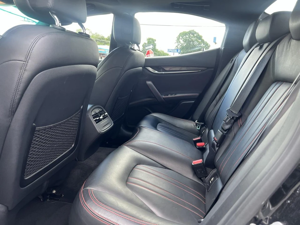 2015 Maserati Ghibli 3rd Gen - Image 13 of 29