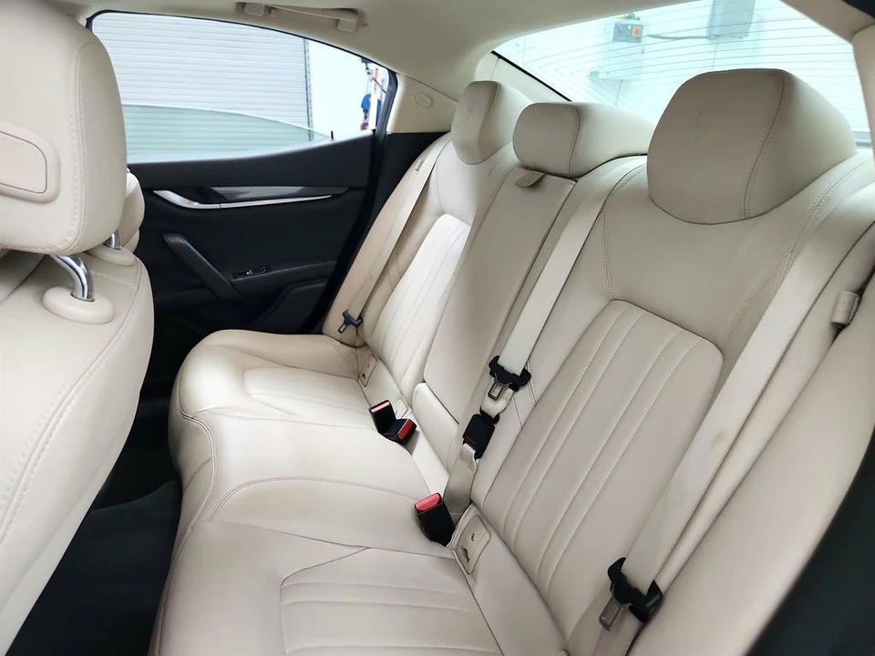 2015 Maserati Ghibli 3rd Gen - Image 24 of 31