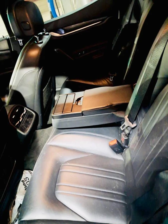2015 Maserati Ghibli 3rd Gen - Image 7 of 9