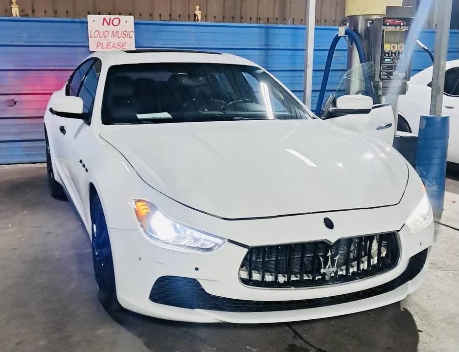 2015 Maserati Ghibli 3rd Gen - Image 2 of 9