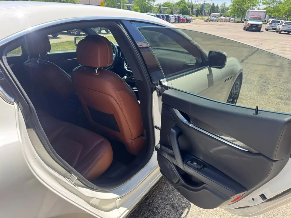 2015 Maserati Ghibli 3rd Gen - Image 14 of 16