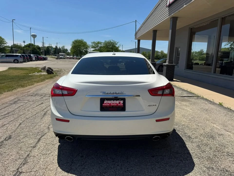 2015 Maserati Ghibli 3rd Gen - Image 4 of 16