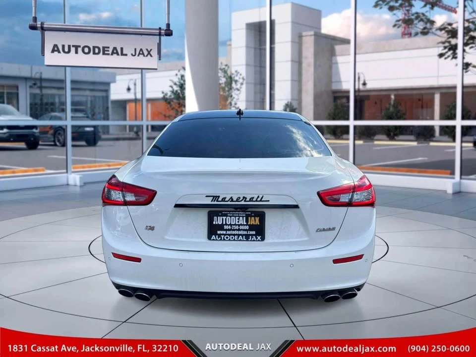 2015 Maserati Ghibli 3rd Gen - Image 6 of 17
