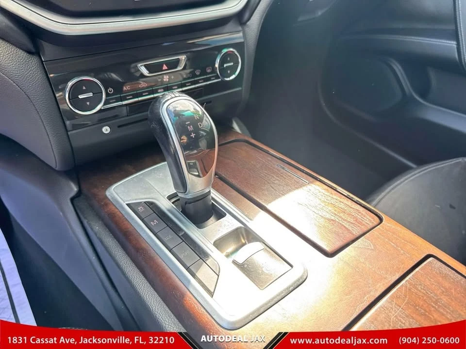2015 Maserati Ghibli 3rd Gen - Image 15 of 17