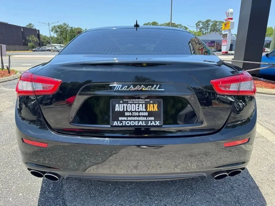 2015 Maserati Ghibli 3rd Gen - Image 5 of 17