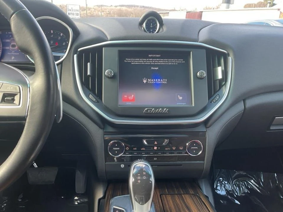 2015 Maserati Ghibli 3rd Gen - Image 10 of 19
