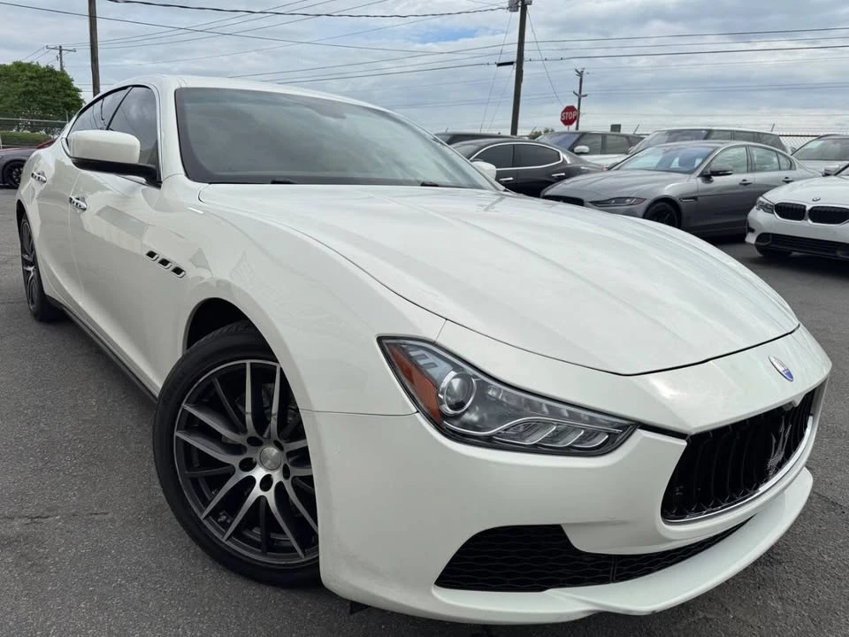 2015 Maserati Ghibli 3rd Gen - Image 2 of 18