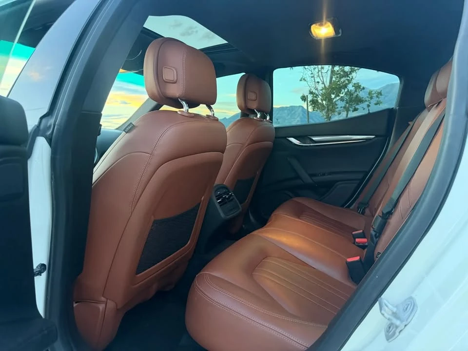2015 Maserati Ghibli 3rd Gen - Image 14 of 20