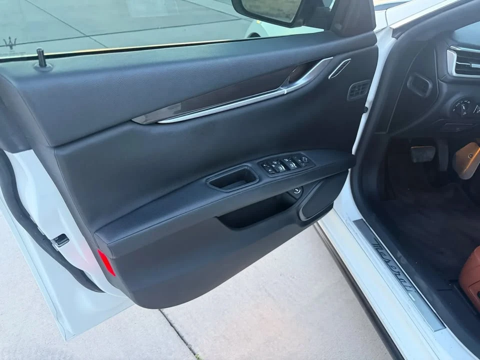 2015 Maserati Ghibli 3rd Gen - Image 17 of 20