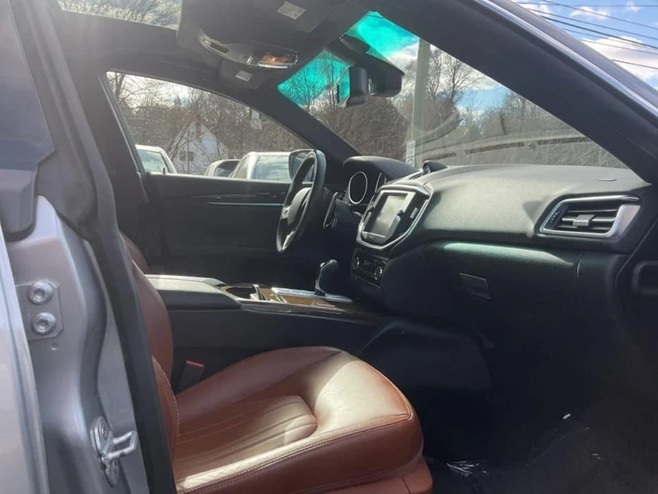2015 Maserati Ghibli 3rd Gen - Image 17 of 19
