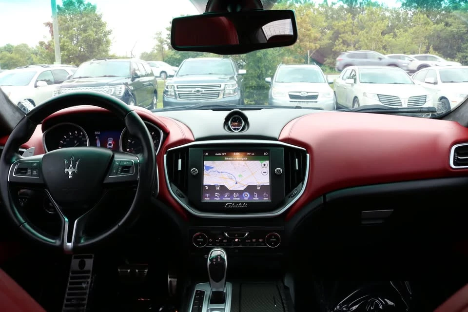 2015 Maserati Ghibli 3rd Gen - Image 16 of 19