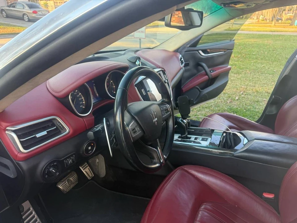 2015 Maserati Ghibli 3rd Gen - Image 9 of 10