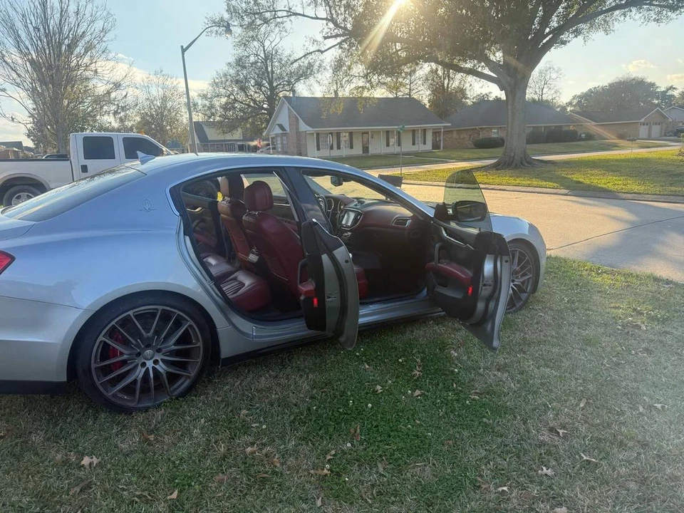 2015 Maserati Ghibli 3rd Gen - Image 8 of 10