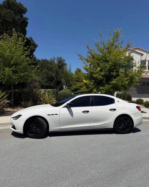 2015 Maserati Ghibli 3rd Gen - Image 2 of 6