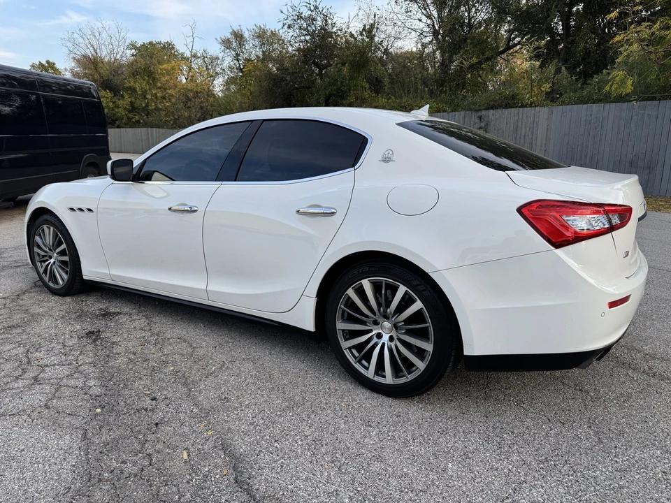 2015 Maserati Ghibli 3rd Gen - Image 2 of 11