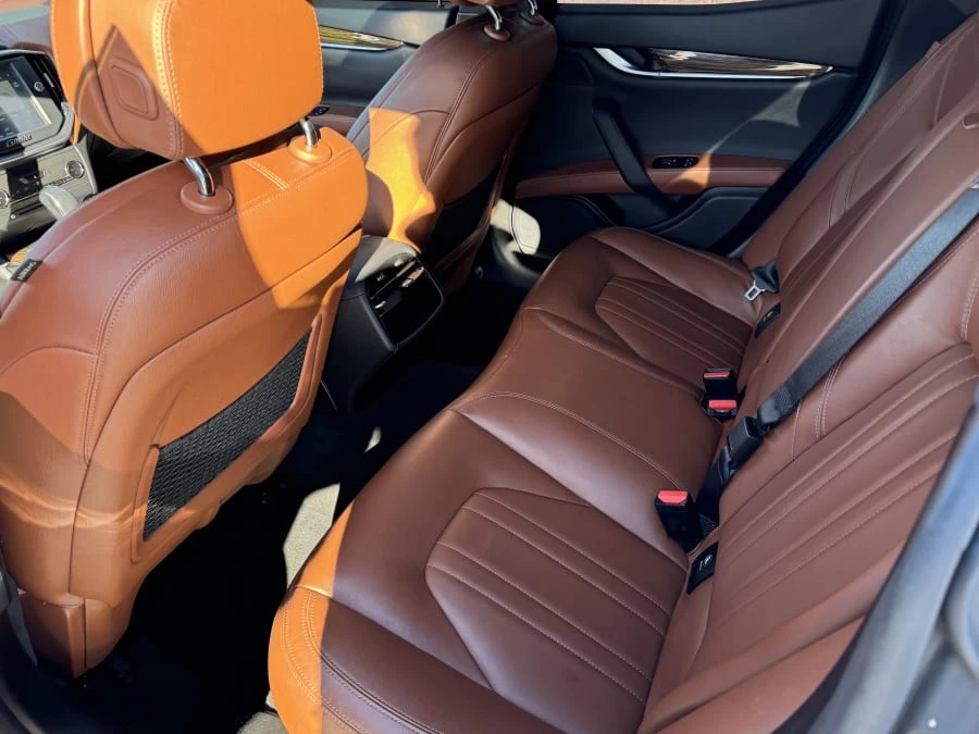 2015 Maserati Ghibli 3rd Gen - Image 5 of 9
