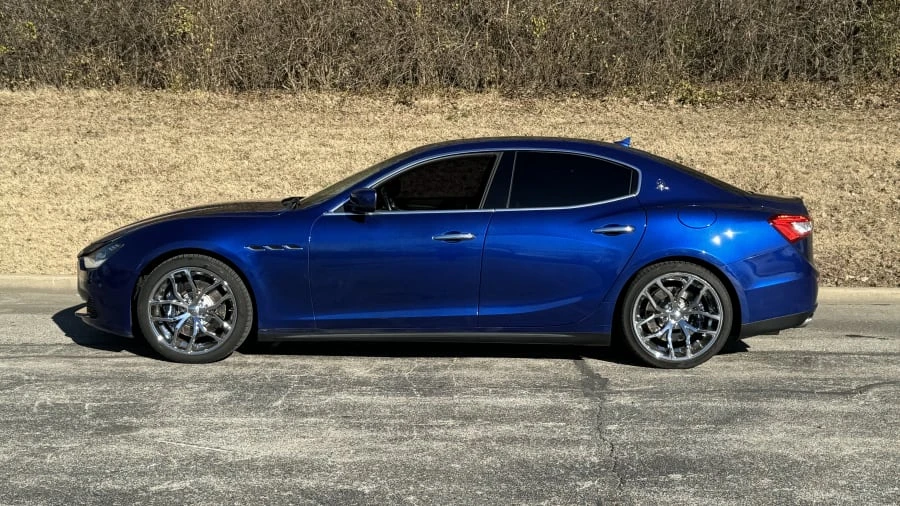 2015 Maserati Ghibli 3rd Gen - Image 2 of 9