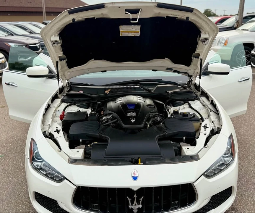 2015 Maserati Ghibli 3rd Gen - Image 17 of 20