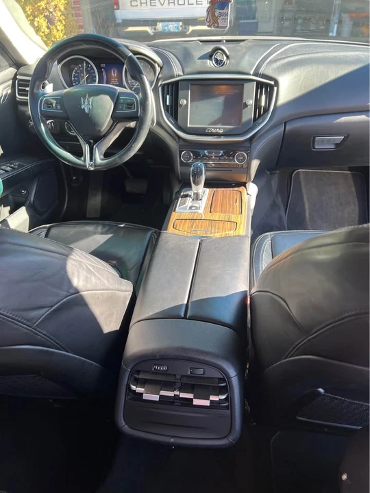 2015 Maserati Ghibli 3rd Gen - Image 9 of 19