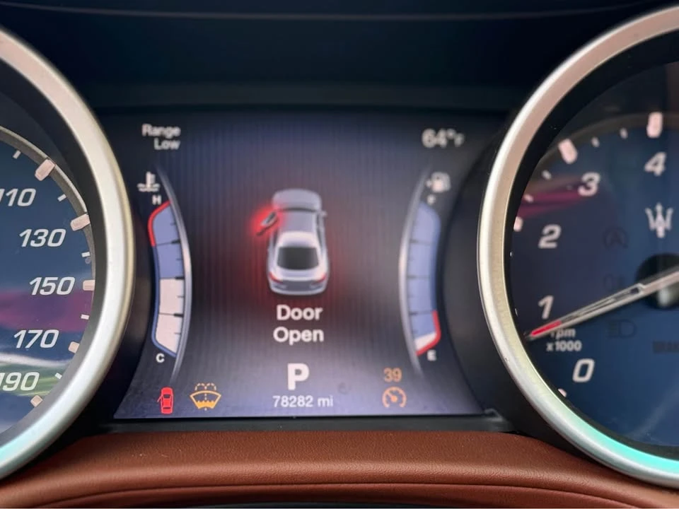 2015 Maserati Ghibli 3rd Gen - Image 9 of 11