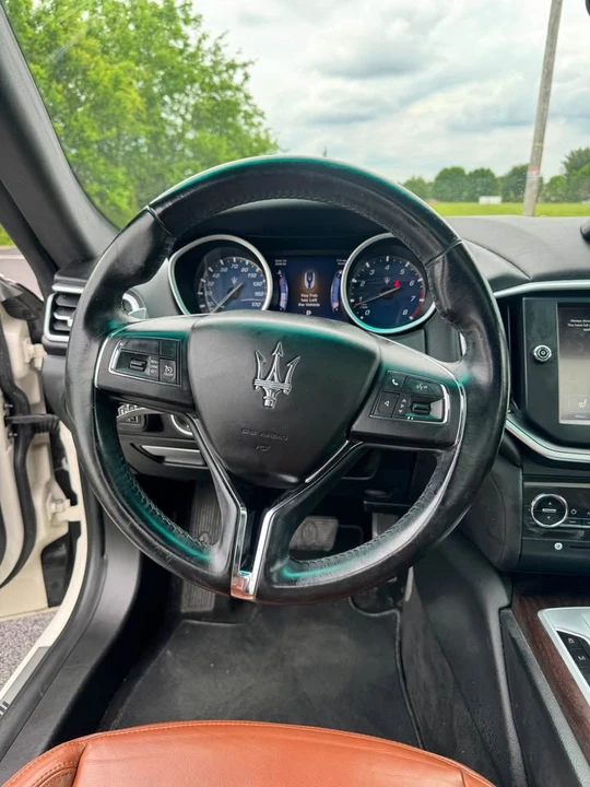 2015 Maserati Ghibli 3rd Gen - Image 13 of 20
