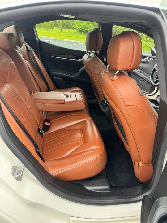 2015 Maserati Ghibli 3rd Gen - Image 14 of 20
