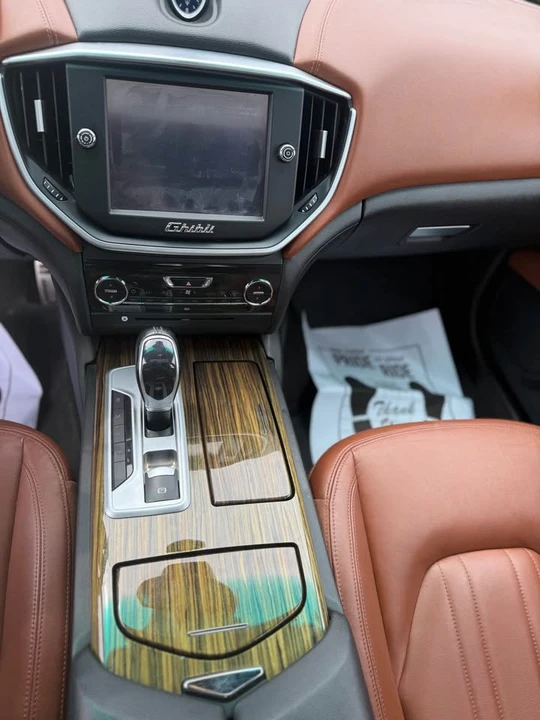 2015 Maserati Ghibli 3rd Gen - Image 13 of 17