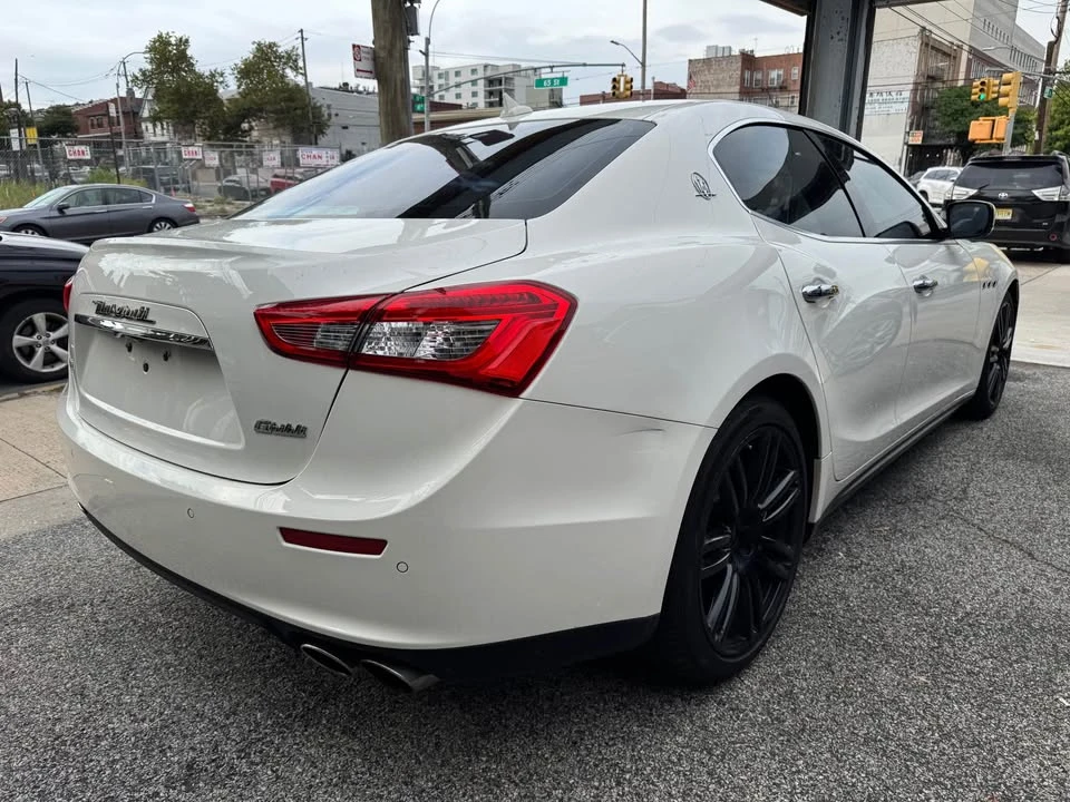 2015 Maserati Ghibli 3rd Gen - Image 7 of 13