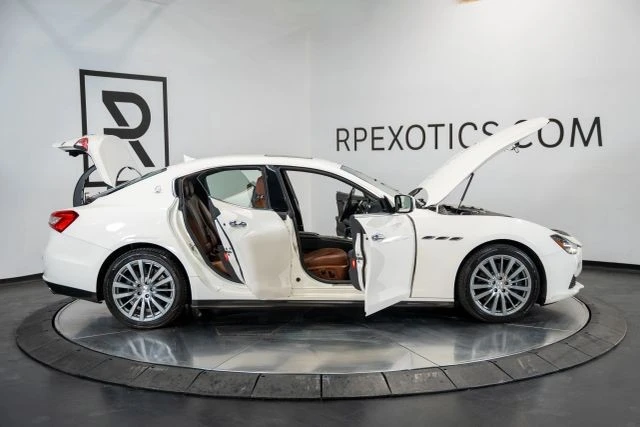 2015 Maserati Ghibli 3rd Gen - Image 17 of 21