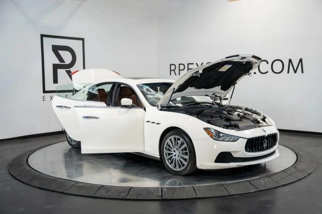 2015 Maserati Ghibli 3rd Gen - Image 16 of 21